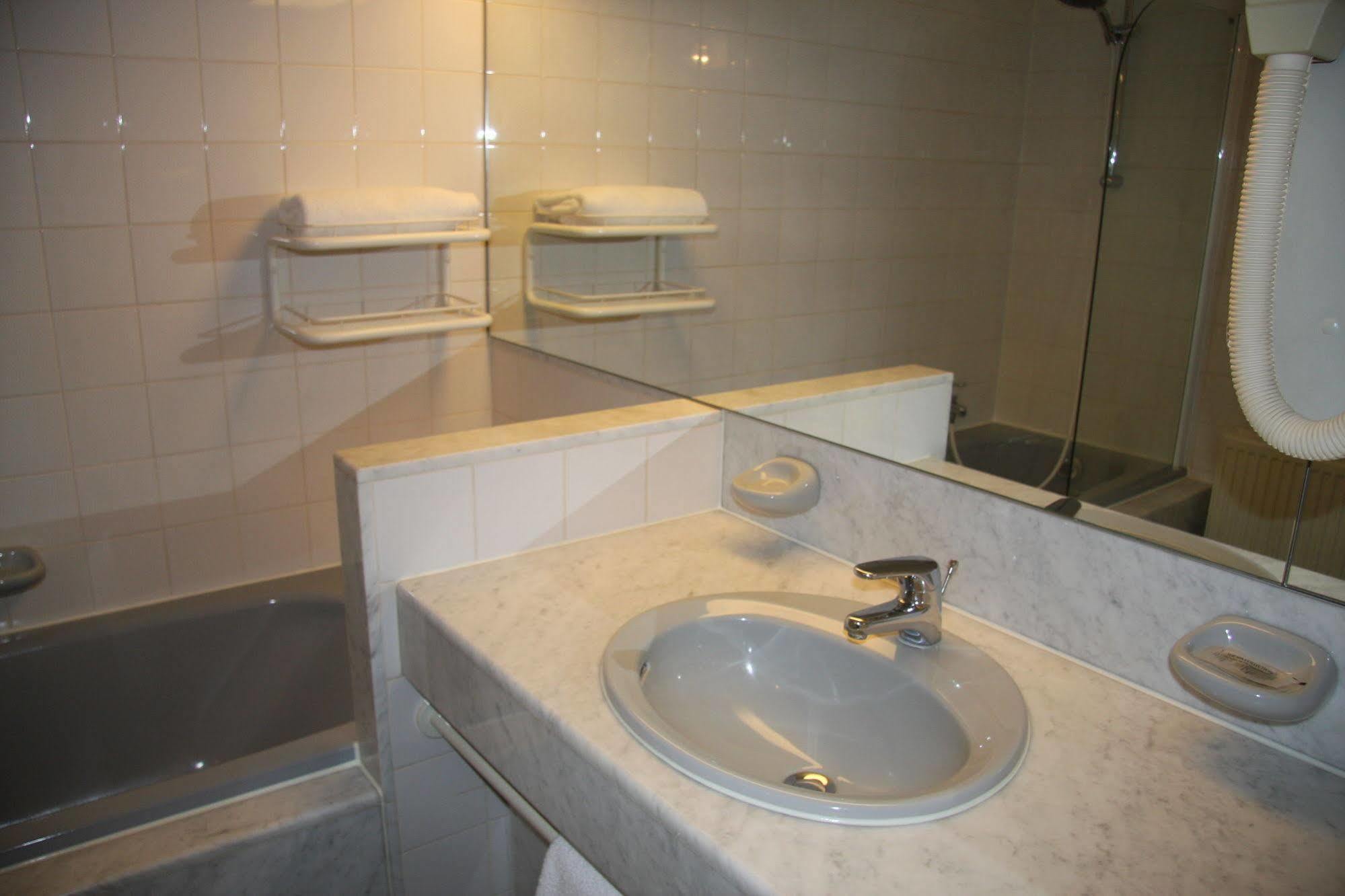 Hotel Juliana Valkenburg aan de Geul Екстер'єр фото